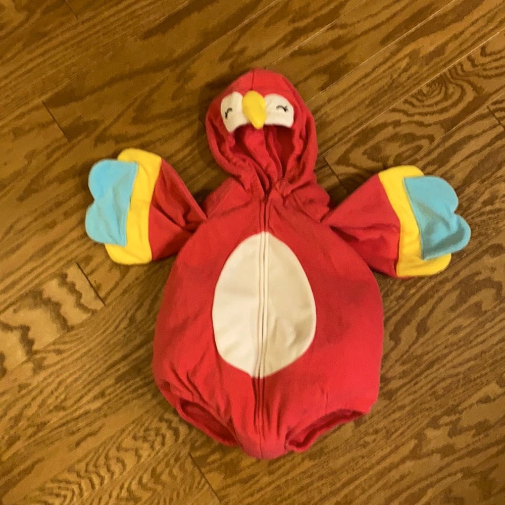 Baby Parrot Halloween costume.